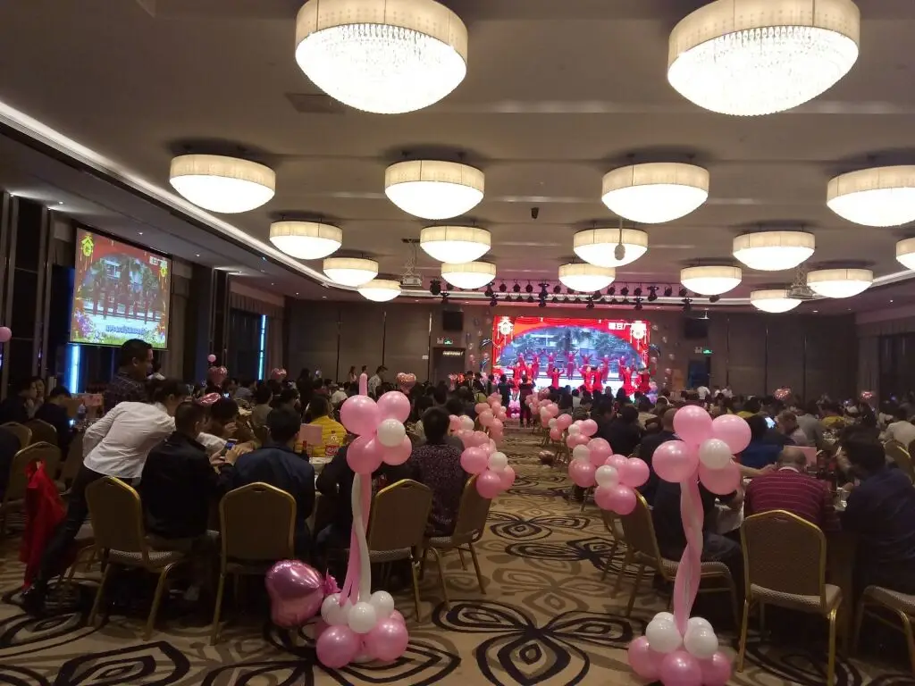 Дунгуань: DeRUCCI Hotel