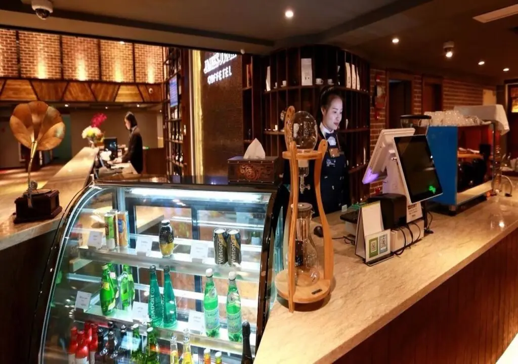Шанхай: James Joyce Coffetel Shanghai International Tourism and Resorts Zone Branch