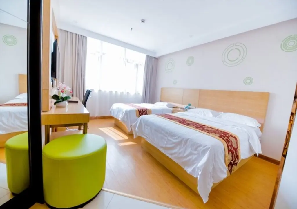 Шанхай: GreenTree Inn Shanghai Kangqiao Zhoupu Xiuyan Road Metro Station Kangs