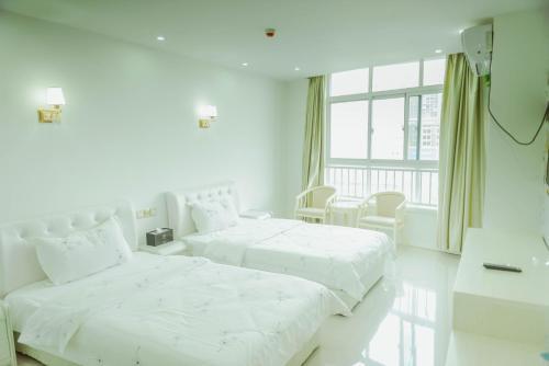 Чжэнчжоу: Wan'ai Hotel (Zhengzhou Huayuan Road Shamen Subway Station)