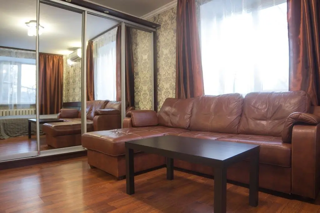 Москва: Apartment At Ulitsa Borisa Galushkina 21
