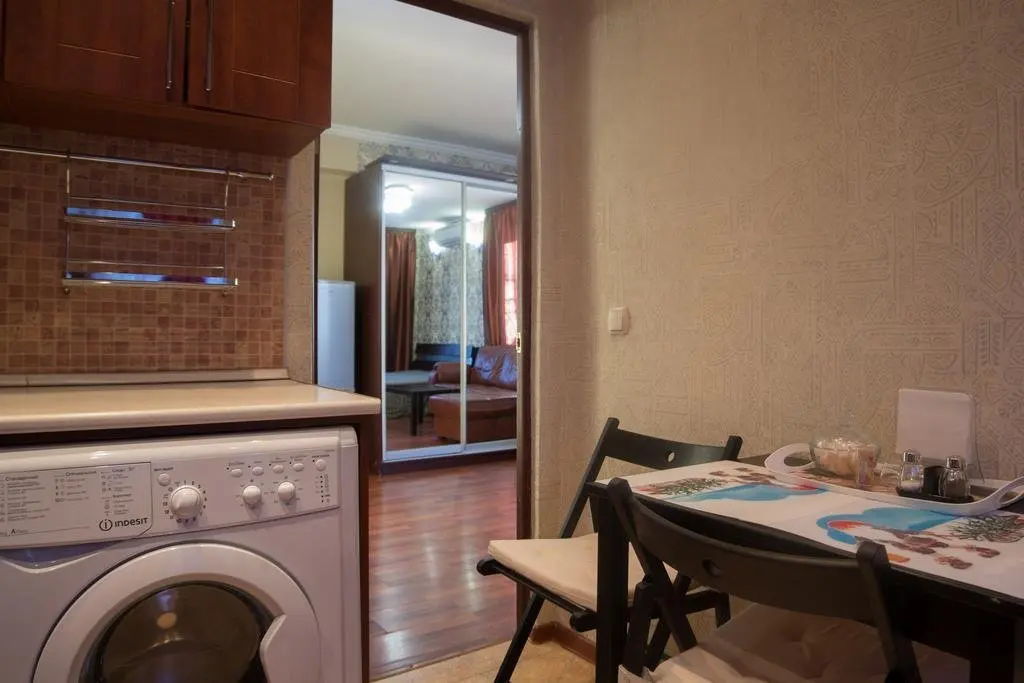 Москва: Apartment At Ulitsa Borisa Galushkina 21
