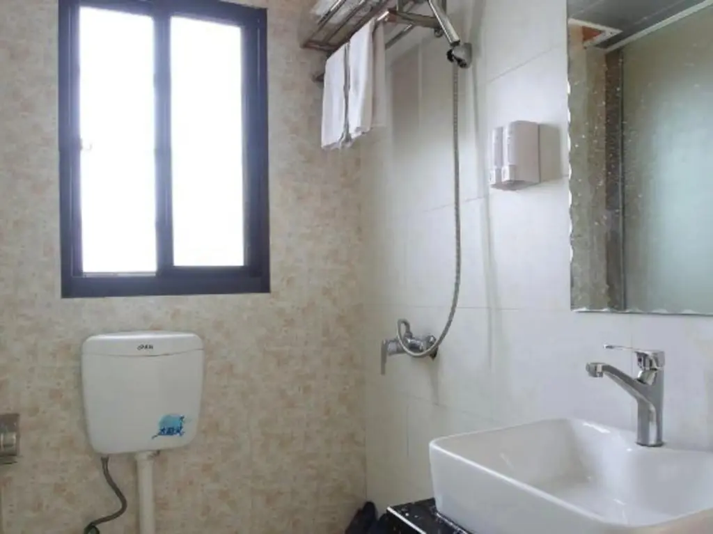 Цзинчжоу: Moli Huakai Chain Hotel Jingzhou