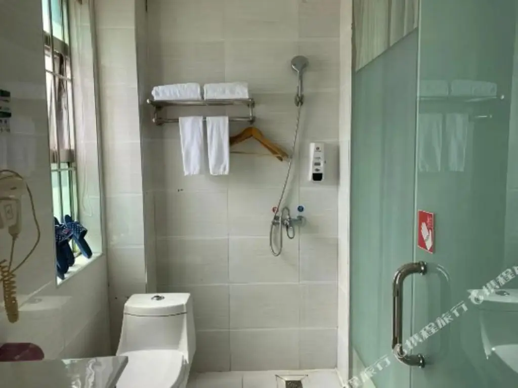 Шэньчжэнь: Ahao Hotel (Shenzhen Songgang Metro Station)