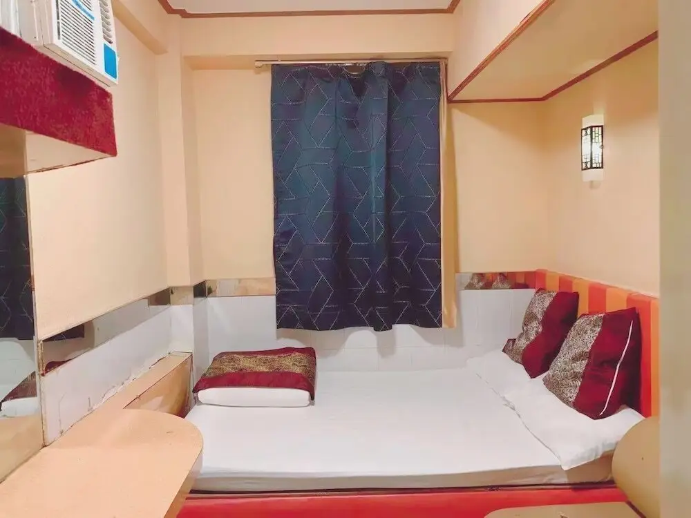 Гонконг: Royal Capital Hotel