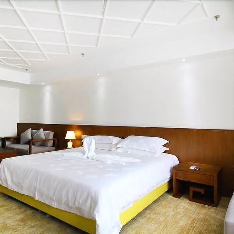 Чанчжоу: Yuekelai Holiday Hotel (Changzhou South Street)