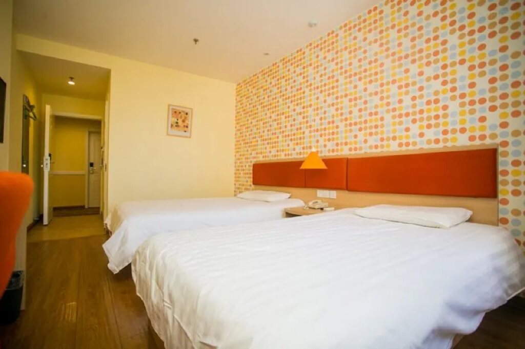 Чанчунь: Home Inn Changchun Hi-tech Zone Guigu Street