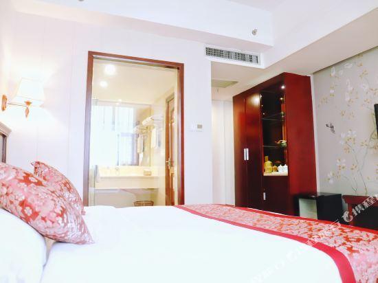 Байсе: Xiang He Hotel