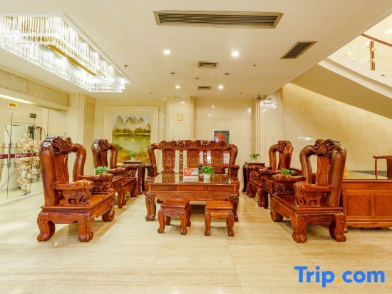 Байсе: Xiang He Hotel