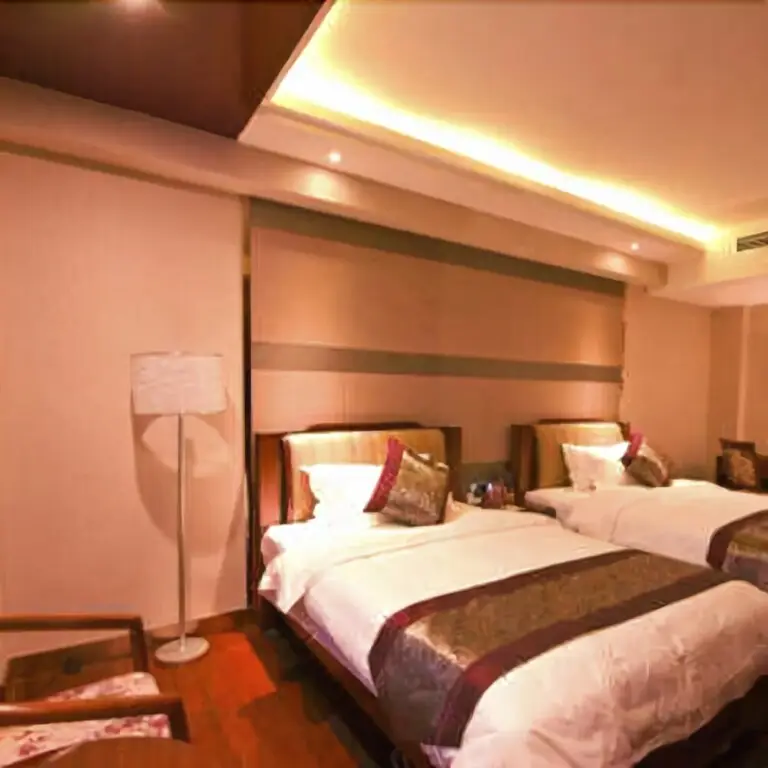 Чанша: Shanshui Baihua Hotel (Changsha West Passenger Station)