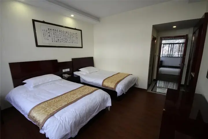 Хуаншань: Huangshan Yijia Yishe Homestay