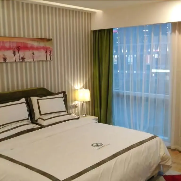 Путянь: Lock Hotel