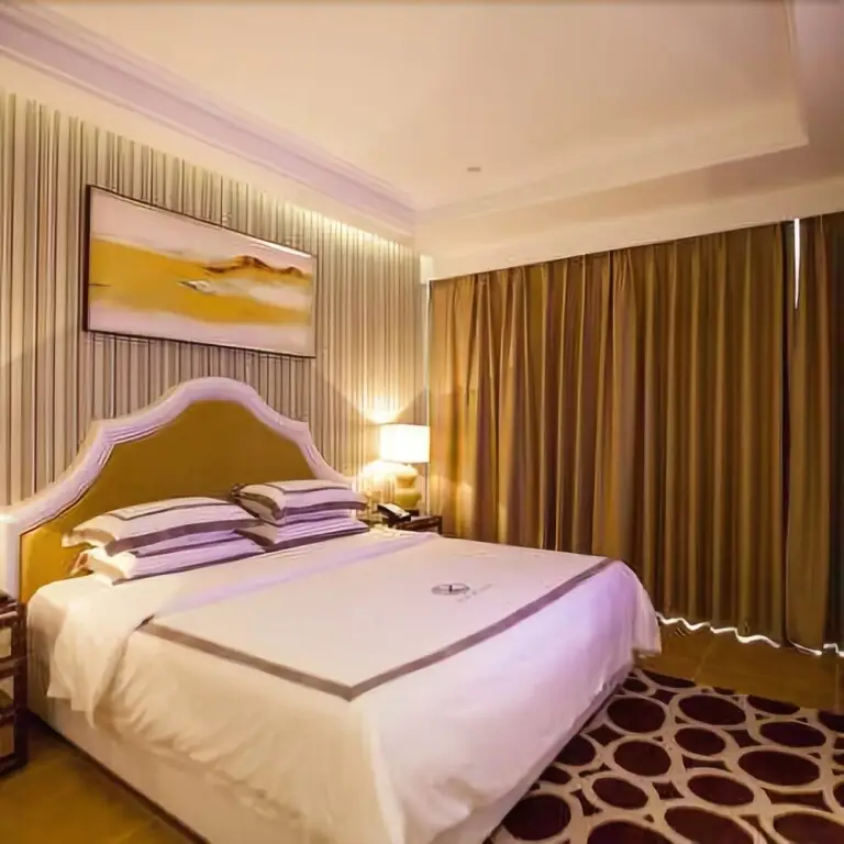 Путянь: Lock Hotel