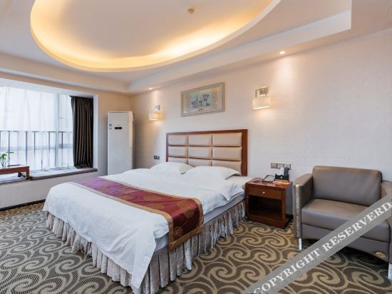 Гуйян: Guiyang Yimou Impression Hotel (Guiyang Huaguoyuan Fortune Plaza Wulichong Subway Station)