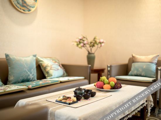 Гуйян: Guiyang Yimou Impression Hotel (Guiyang Huaguoyuan Fortune Plaza Wulichong Subway Station)