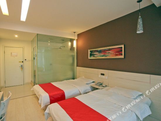 Далянь: Junyi Chain Hotel (Dalian Jinzhou Ansheng Shopping Plaza)