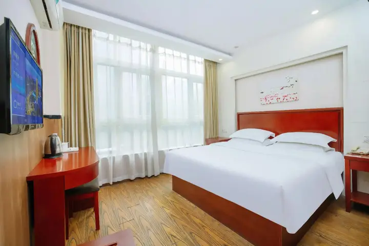 Чжэнчжоу: GreenTree Inn Zhengzhou Chengnan Road Bojue Hotel