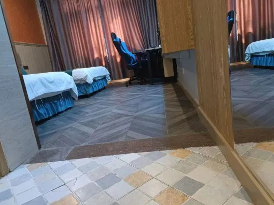 Хэфэй: Ease Hotel (Hefei Wulimiao Subway Station)