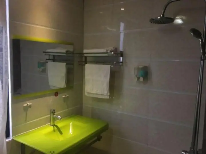 Куньмин: Kainianjia Express Hotel