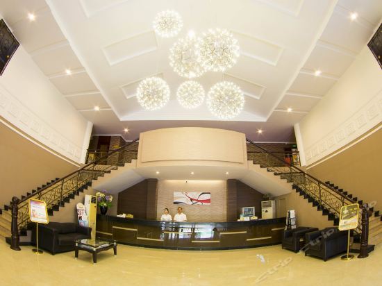 Фошан: Yiju Hotel (Foshan Lecong Furniture Center)