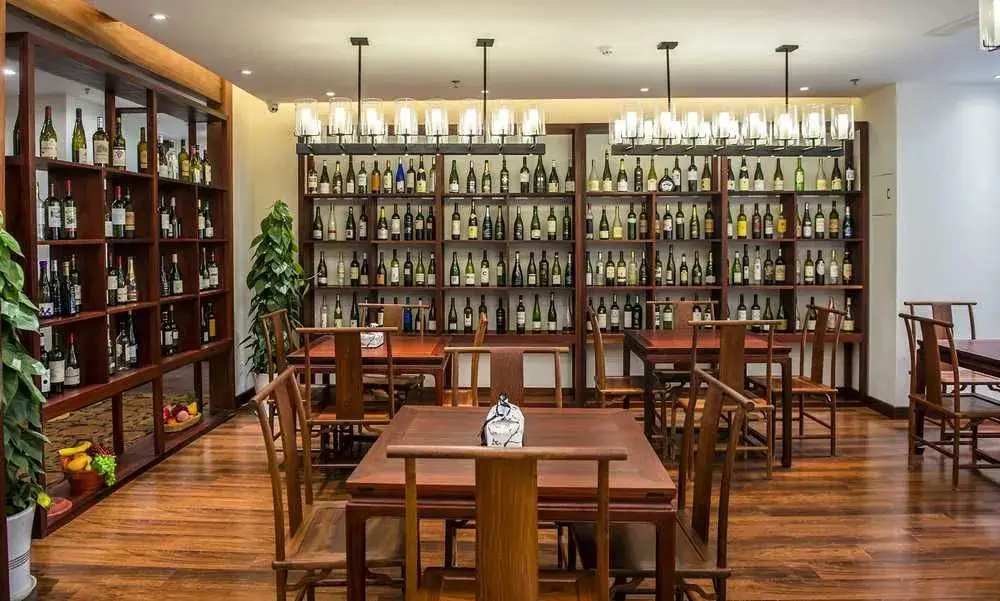 Яньтай: Yantai Tianma Kangxinju Hotel