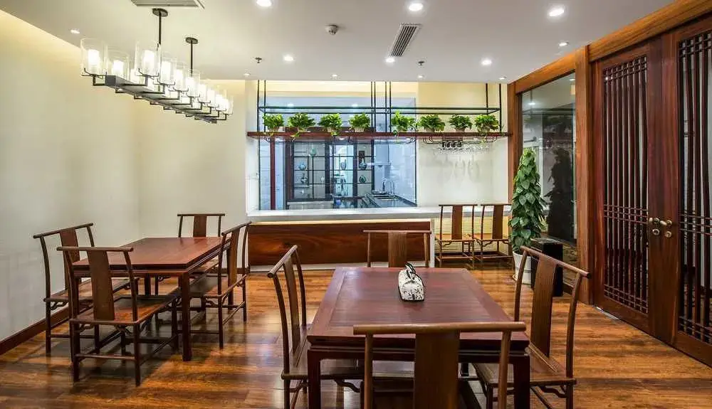 Яньтай: Yantai Tianma Kangxinju Hotel