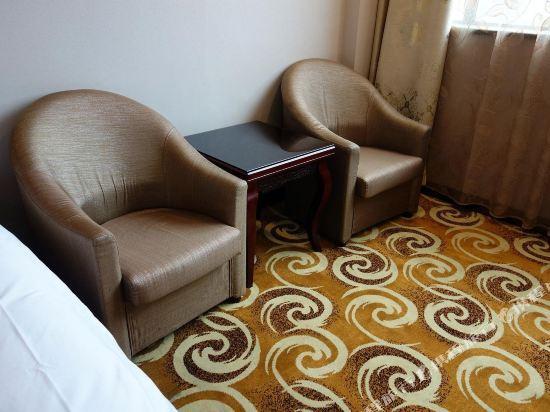 Шанхай: Nayesi Hotel