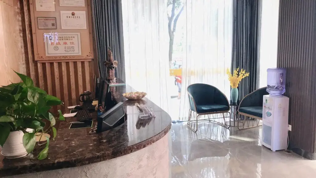 Фошань: Li's Holiday Hotel (Foshan Sanshui Railway Station)