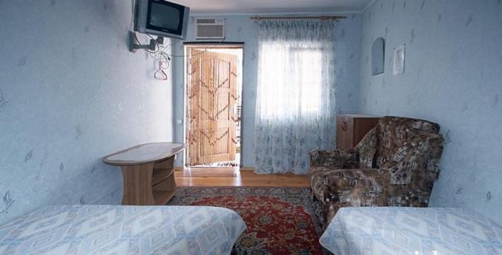 Ейск: Гостевой дом на ростовской 54