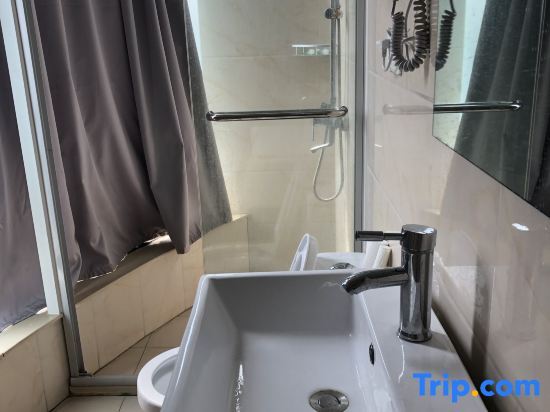 Шанхай: Changwei Hotel