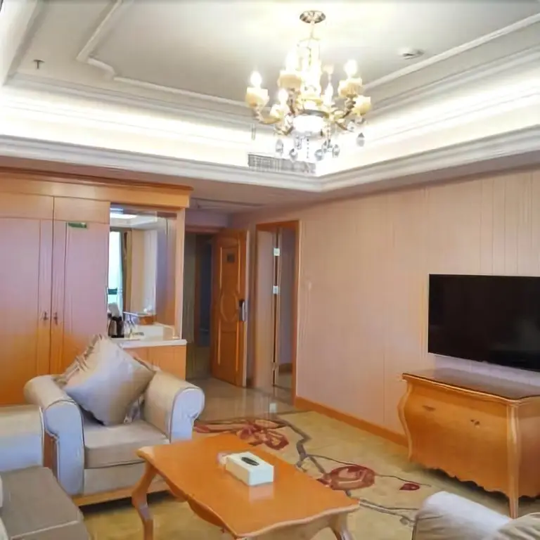 Чанша: Vienna International Hotel Changsha Jingwanzi Middle Mulian Road Branch