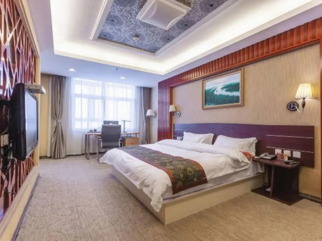 Пиндиншань: Minghao Holiday Hotel (Pingdingshan Kaiyuan Road Pedestrian Street)