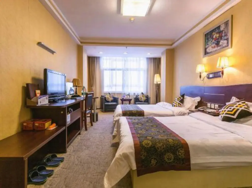 Пиндиншань: Minghao Holiday Hotel (Pingdingshan Kaiyuan Road Pedestrian Street)