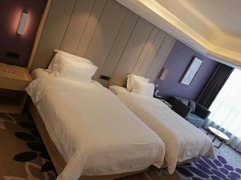 Юэян: Lavande Hotels· Yueyang Linxiang Zhongfa