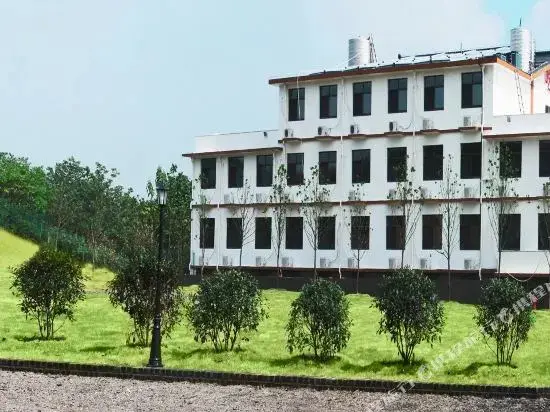 Чанчжоу: 溧阳朝阳休闲园