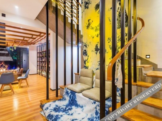 Дали: Haishang Yunjian Lake View Inn