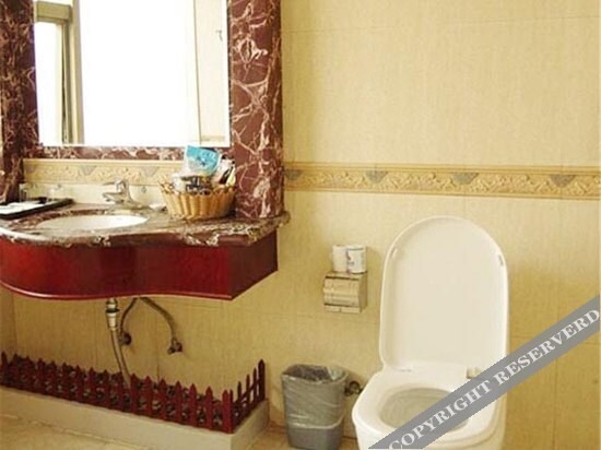 Панжихуа: New Window Hotel Chain (Panzhihua Zhuhu Garden)