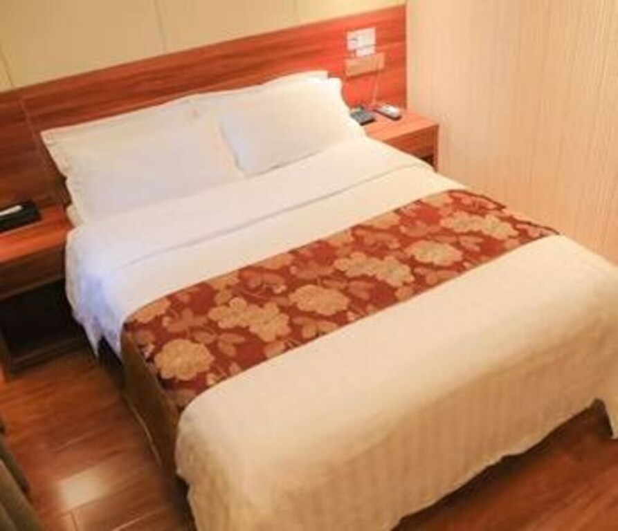 Шанхай: Fx Inn Shanghai North Bund