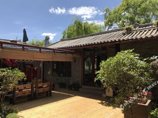 Лицзян: Jinse Huanian Inn (the Old Town of Lijiang Store)