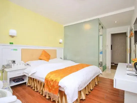 Шэньчжэнь: Shenzhen Huashang Hotel (Hongling Subway Station KKmall)