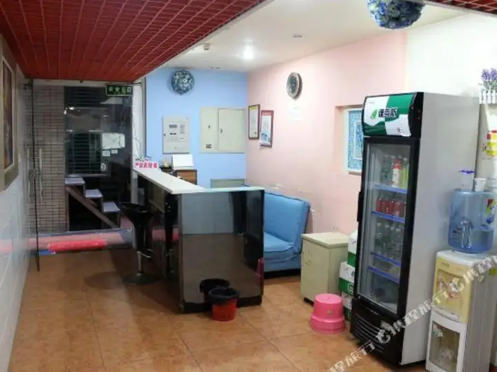 Шэньчжэнь: Tangming Hostel