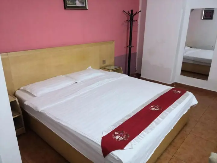 Шэньчжэнь: Tangming Hostel