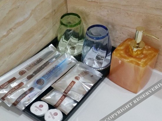 Чэнду: Rongcheng Holiday Hotel  (Shuangliu International Airport Outlet Store)
