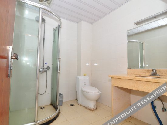 Нинбо: Xianju Hotel