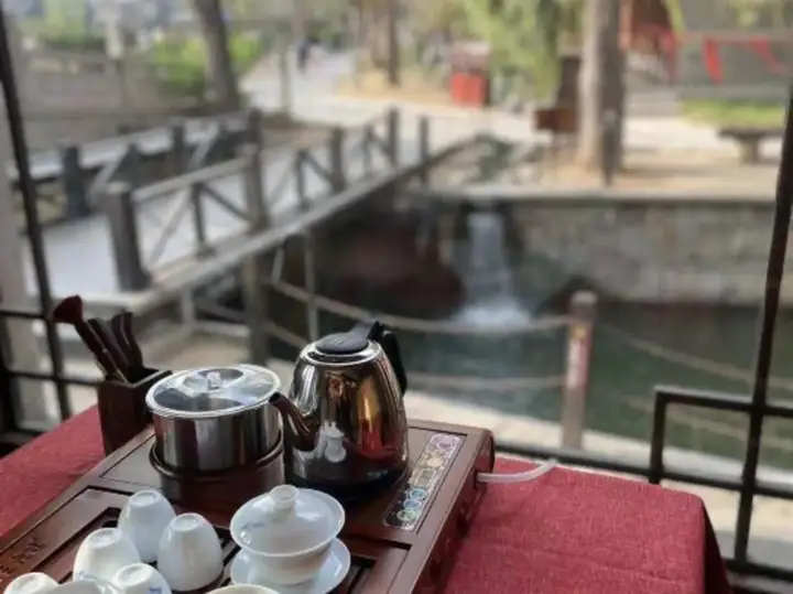 Цзаочжуан: Taierzhuang Old Town Chonghua Building