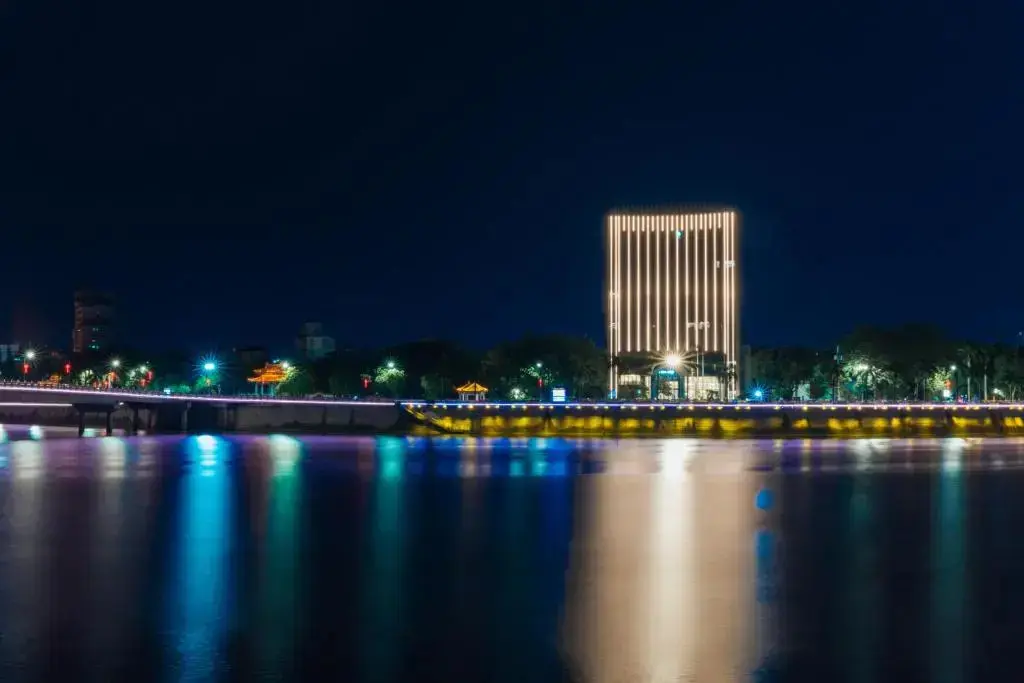 Мейчжу: White Swan Guest House MeiZhou
