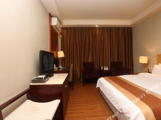 Чэнду: Junyue Holiday Hotel