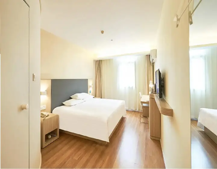 Пекин: HanTing Hotel (Beijing Dongba South Subway Station)