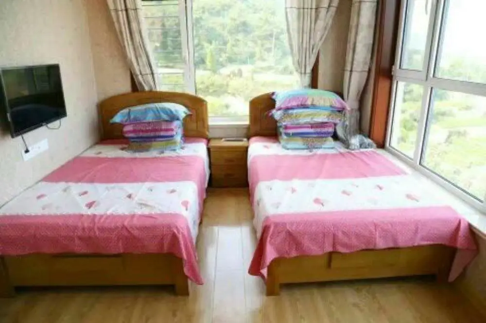 Циндао: Qingdao Paradise Seaview Cottage