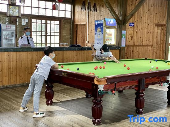 Ухань: Dragon Bay Peninsula Resort Liangzi Lake Wuhan